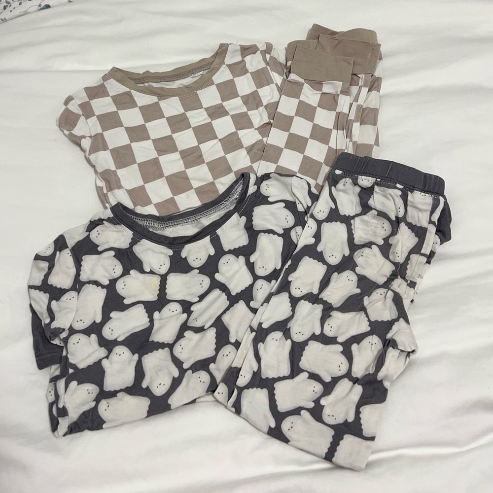Little One Shop Kids Checkered and Ghost Print Bamboo Pajama Set 4T